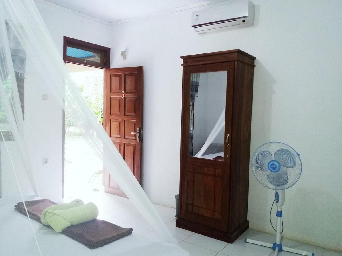 Tangkoko Macaca Hotel Rinondoran Ngoại thất bức ảnh